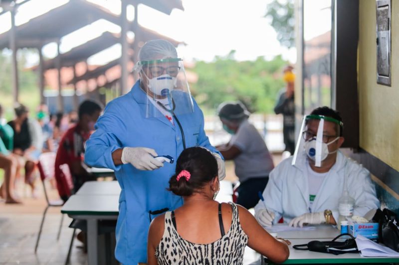 No primeiro dia, unidade de apoio a pacientes com síndrome gripal atende 513 pacientes