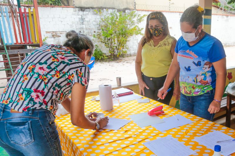 Prefeitura finaliza a entrega de mais de cinco mil kits de alimentação escolar às unidades de educação infantil