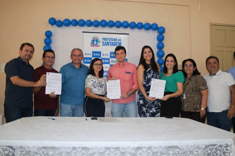 Assistência Social é beneficiada com ordens de serviço para reforma e construção de espaços e entrega de veículos