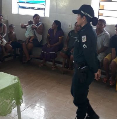 Índios Warao recebem palestra sobre prevenção às drogas