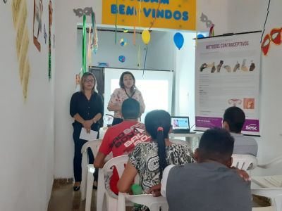 Prefeitura realiza palestra sobre gravidez na adolescência para usuários do Creas e Maria do Pará