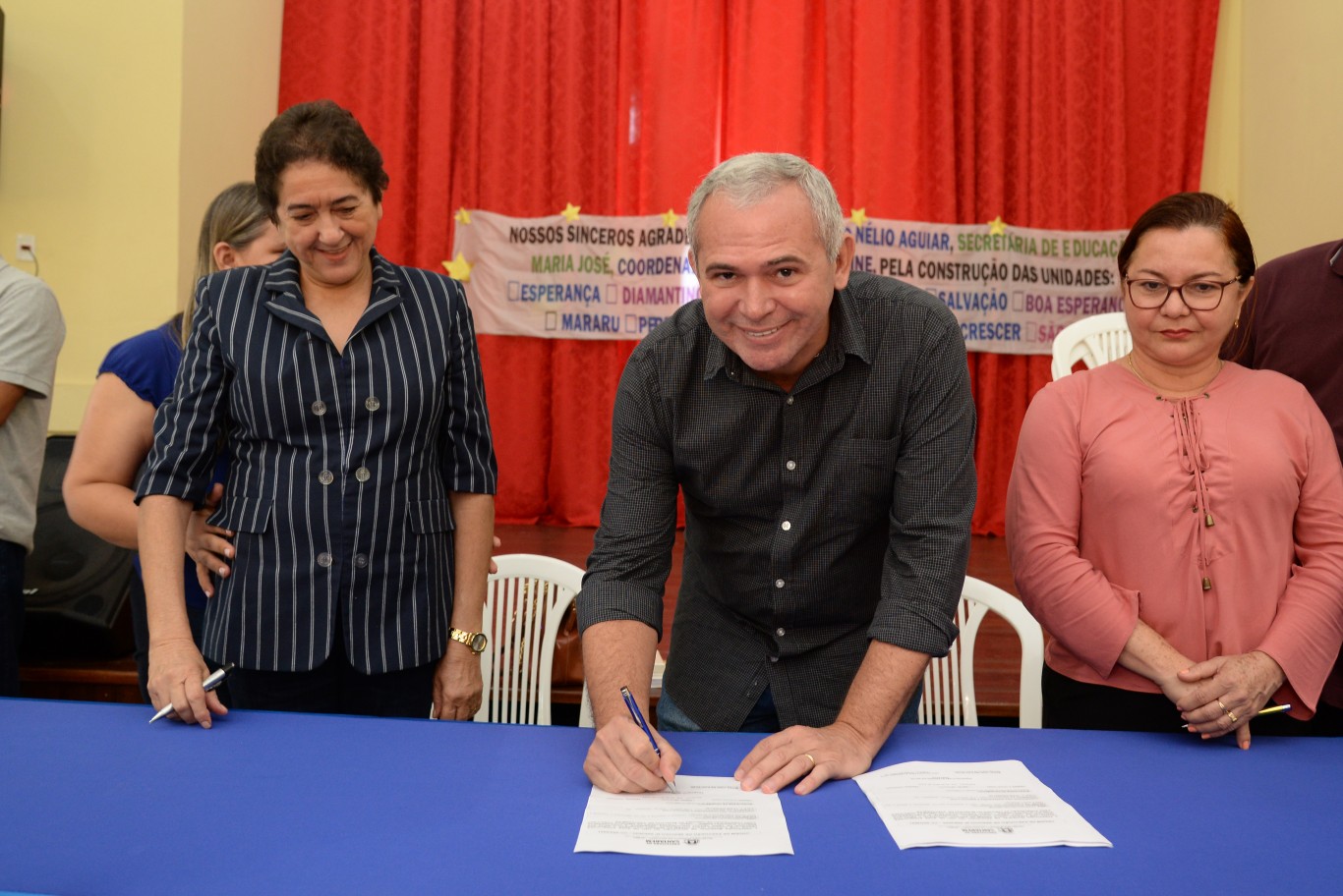 Prefeito Nélio Aguiar assina OS para construção de 12 Centros Municipais de Educação Infantil