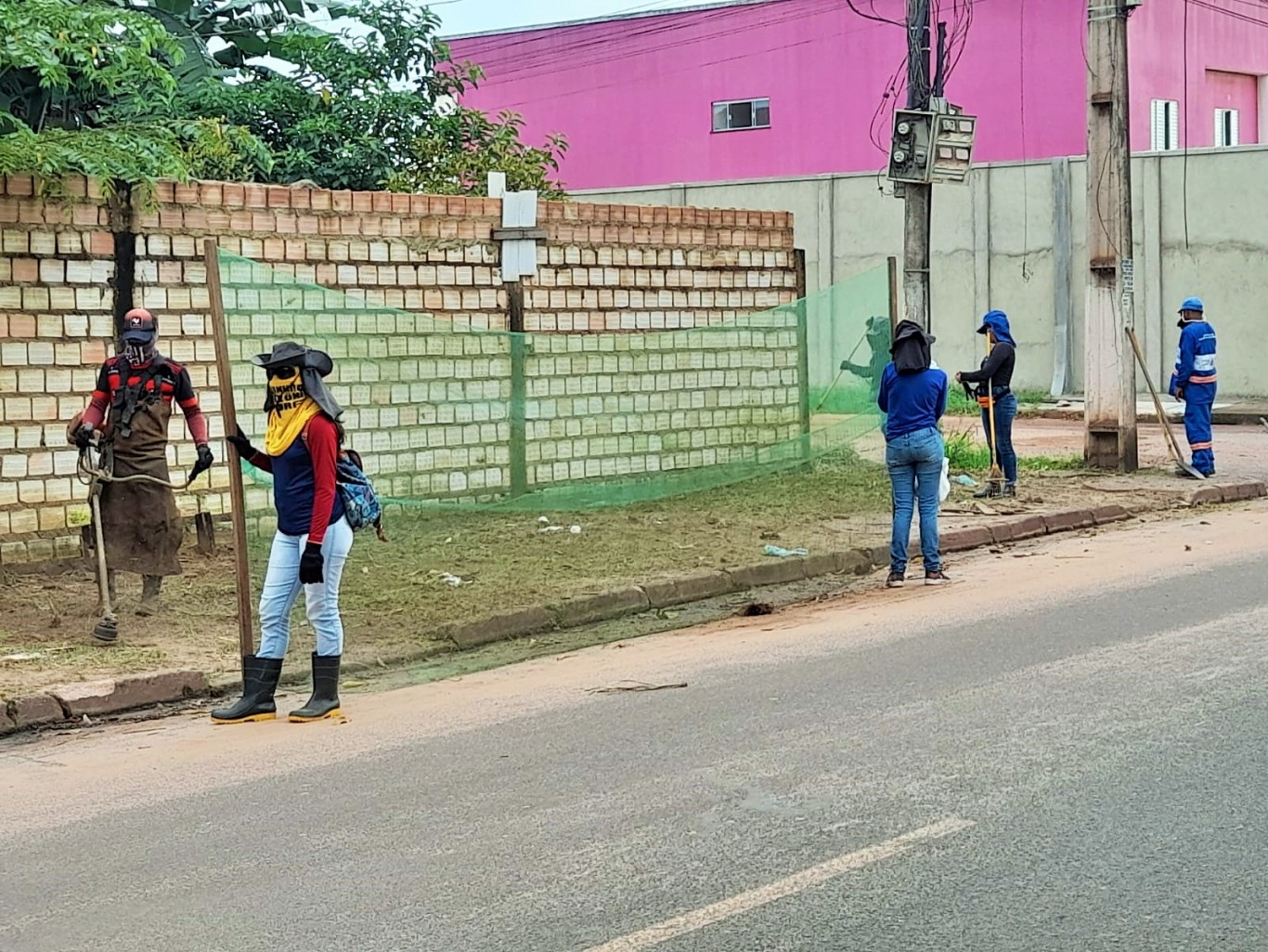 Prefeitura intensifica ações de limpeza para mitigar danos causados pelas chuvas 