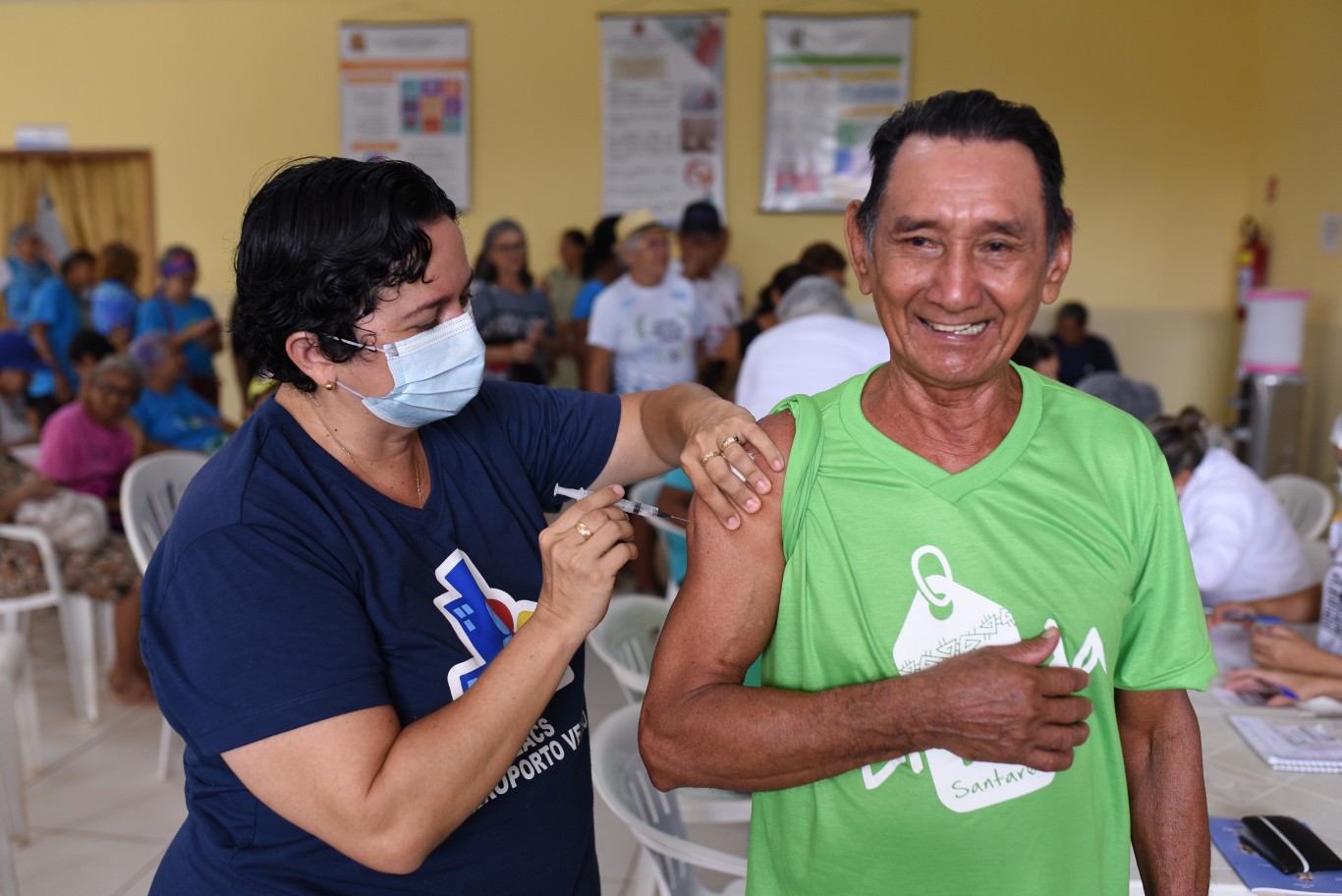 Prefeitura promove vacinação contra a gripe para usuários do Centro de Convivência do Idoso