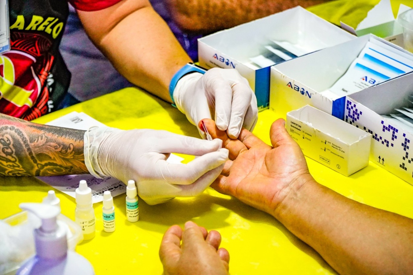 Vigilância em Saúde realiza mais de 20 exames gratuitos de doenças epidemiológicas; confira quais são