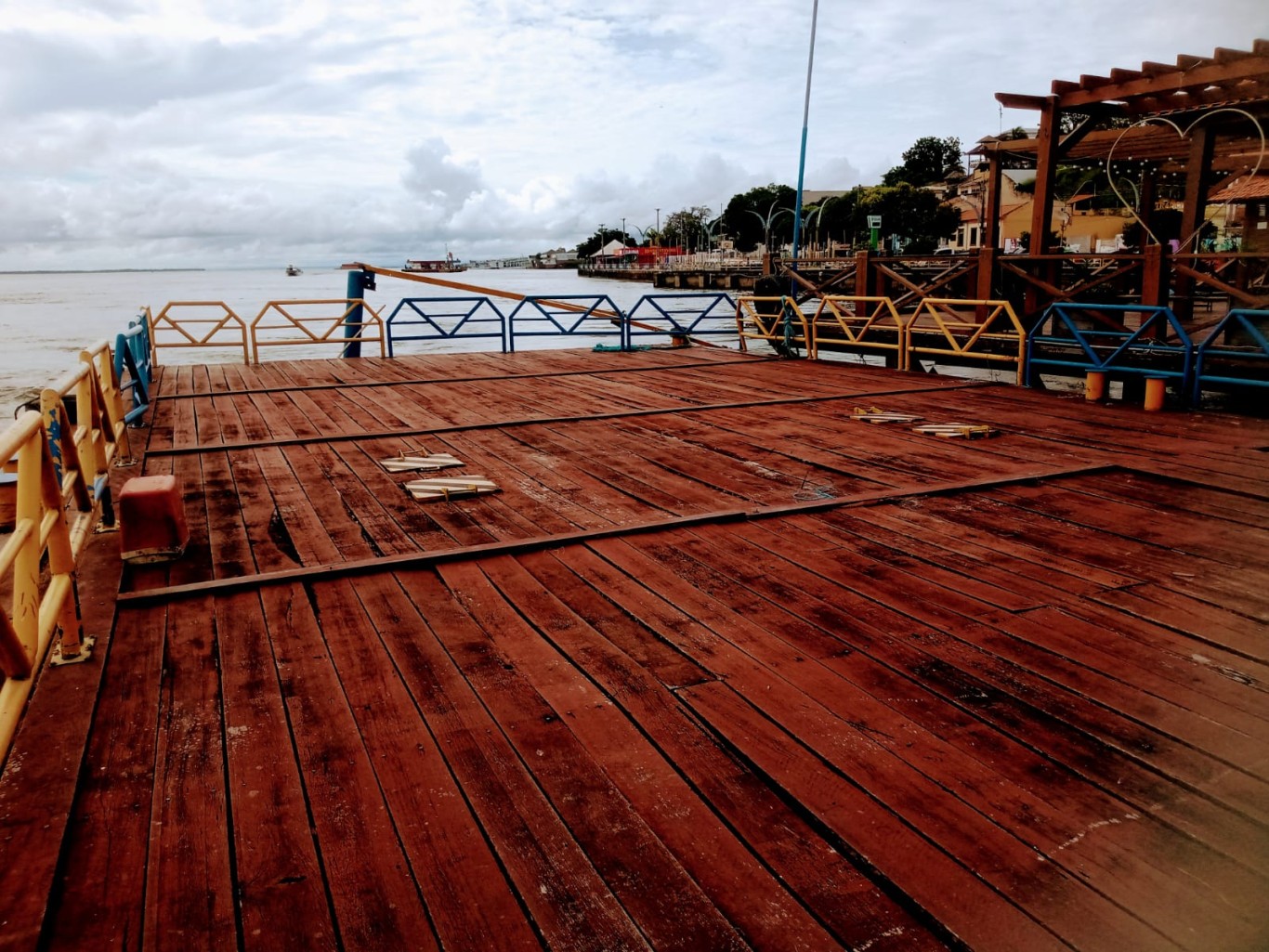 Prefeitura realizará serviços de manutenção para garantir a estabilidade da rampa e balsa do TFT