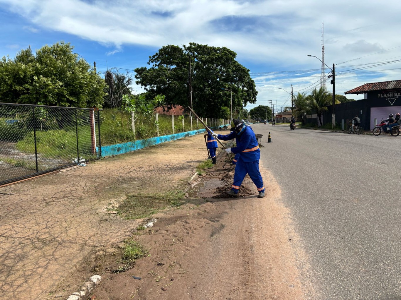 Prefeitura de Santarém avança com trabalhos de limpeza na área central