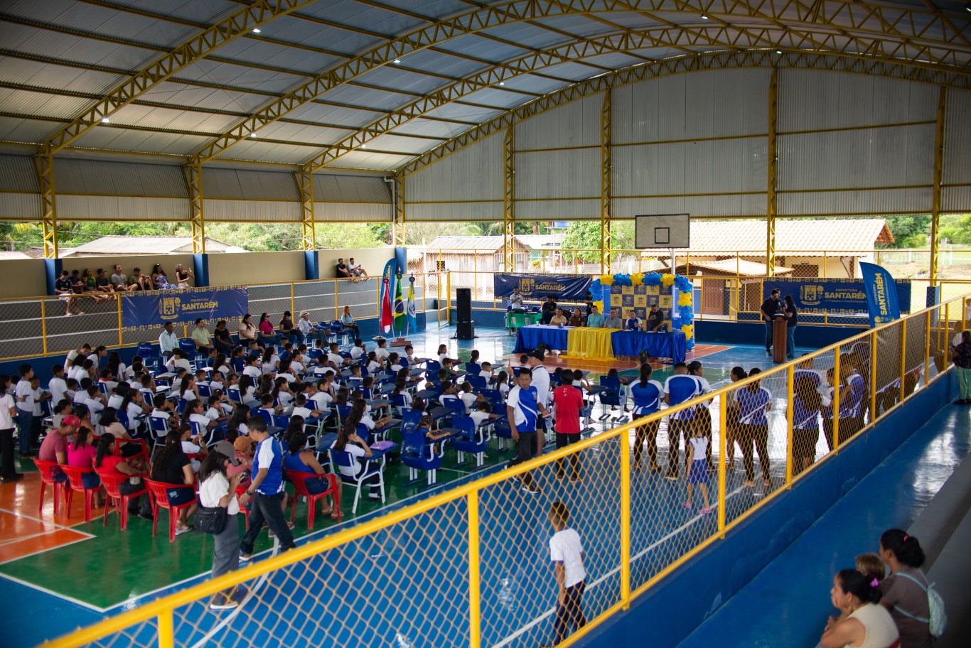 Imagem de Quadra poliesportiva é inaugurada na Escola Municipal Filomeno Silva