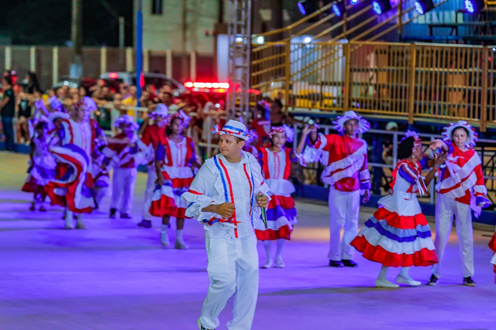 47° Festival Folclórico: Quadrilha estilizada Raiar do Sertão é a grande  campeã da segunda noite, Cultura, Notícias