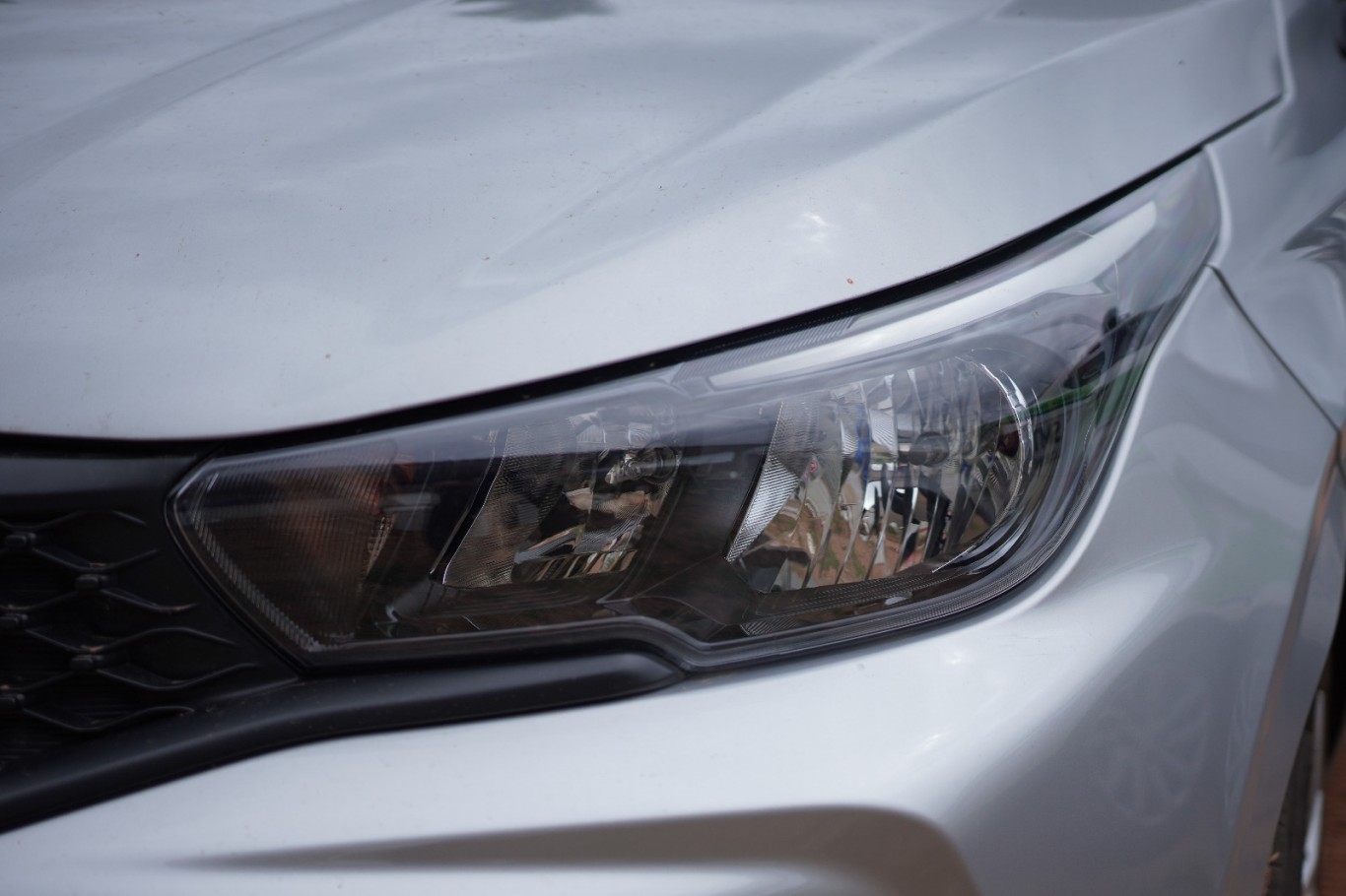 Imagem de SMT alerta sobre uso irregular de lâmpadas de LED em faróis automotivos