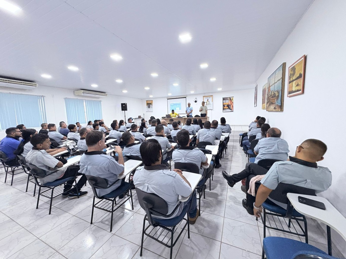 SMT promove capacitação para motoristas e cobradores sobre atendimento inclusivo à pessoas com autismo