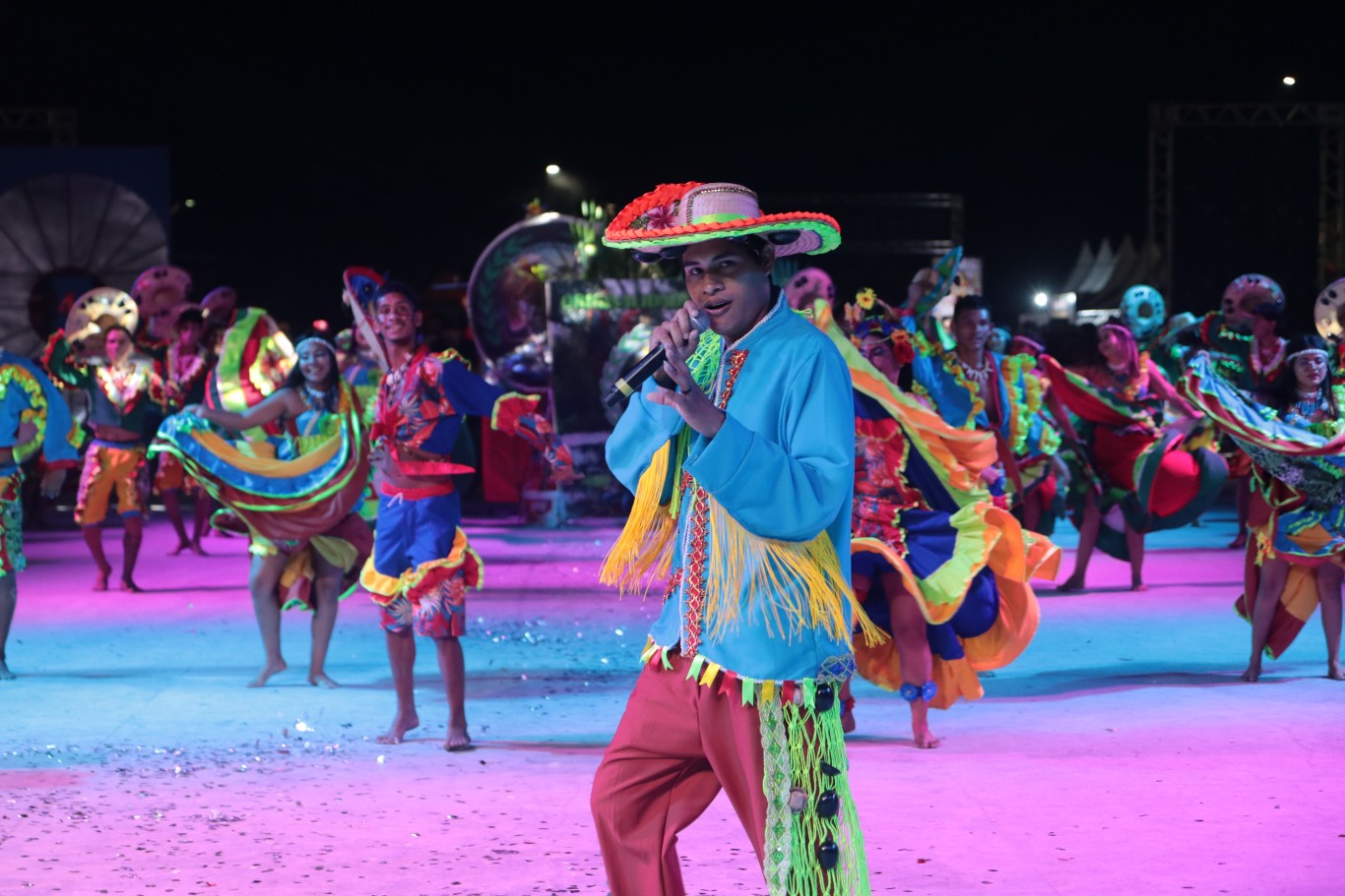 49º Festival Folclórico de Santarém: Seletivas ganham palco principal e encantam na abertura