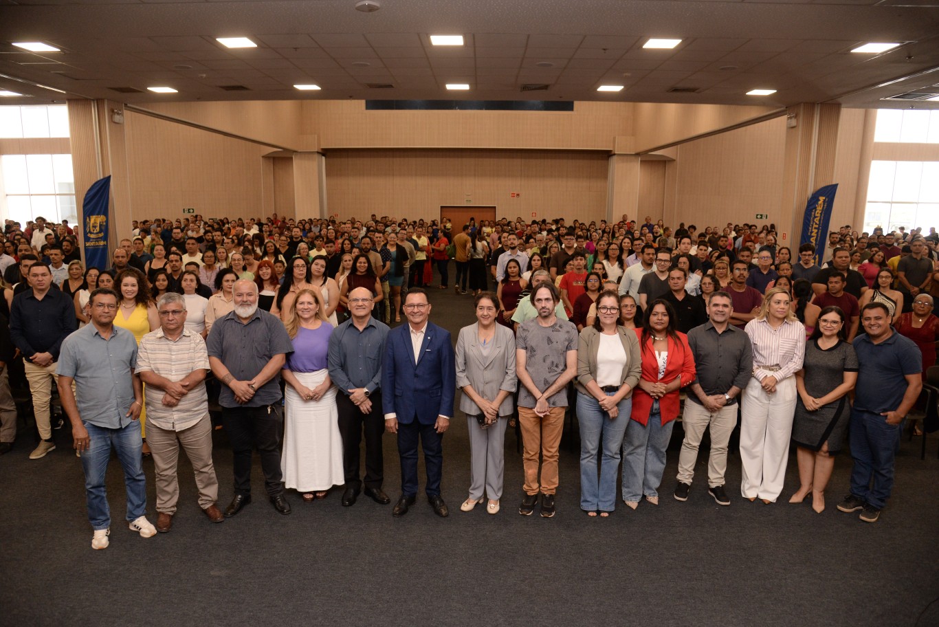 Imagem de Prefeitura de Santarém empossa mais 357 servidores aprovados em concurso público