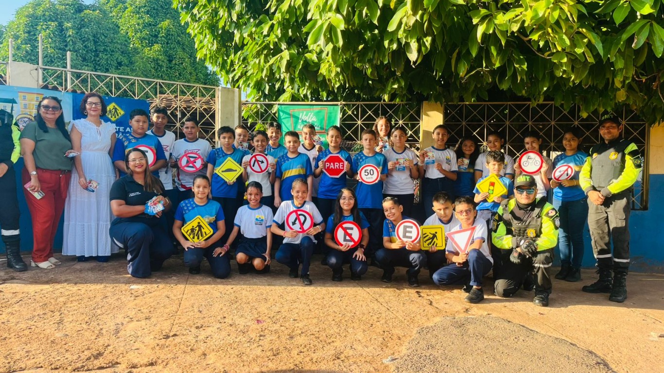 SMT retoma projeto “Volta às Aulas com Saúde e Segurança no Trânsito” com blitz educativa no bairro Nova República