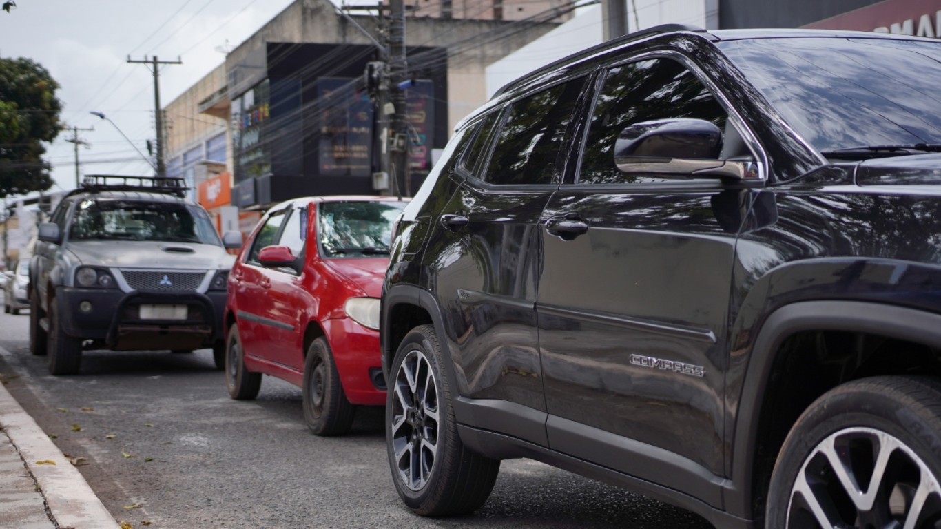 Últimos dias para licenciamento de veículos com placas finais 77, 87 e 97 em Santarém