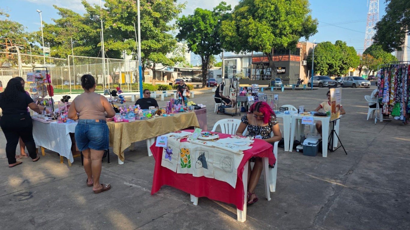 Imagem da notícia: Prefeitura encerra Mês da Juventude com festival marcado por cultura, empreendedorismo e participação social