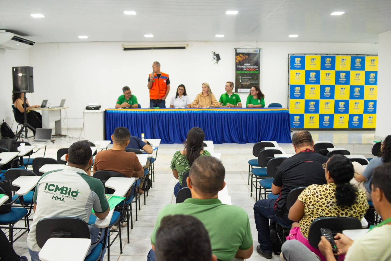Imagem de Santarém sedia oficina regional sobre Manejo Integrado do Fogo na Agricultura Familiar