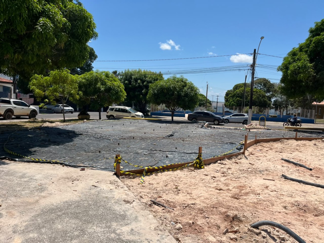 Praça São Sebastião recebe obras de revitalização