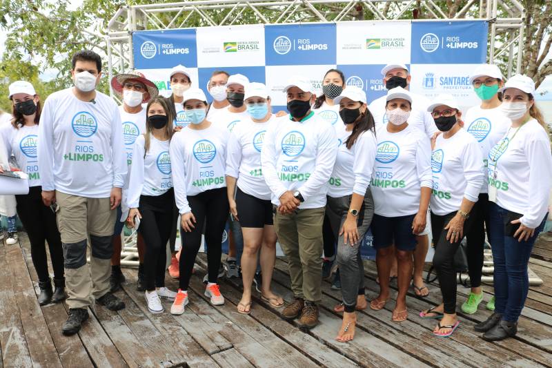 Programa “Rios + Limpos” reúne voluntários em prol de limpeza das praias de Alter do Chão