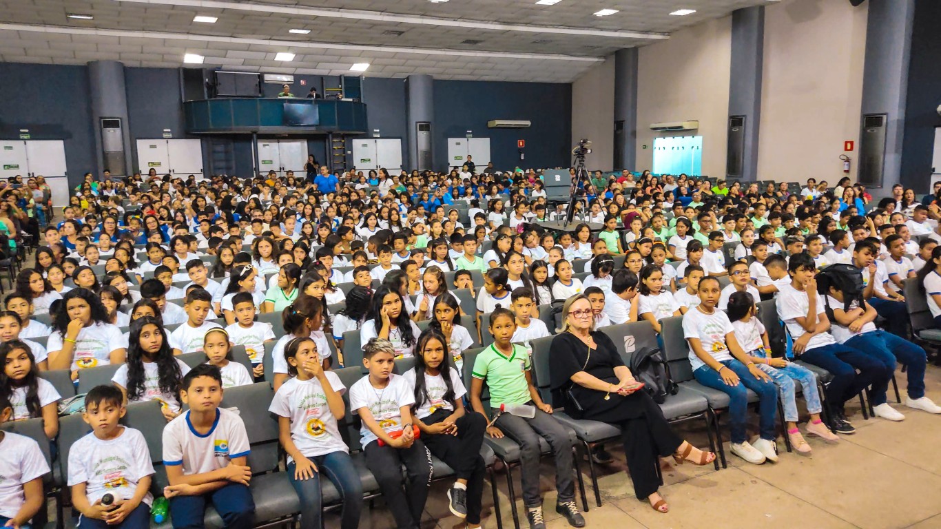 Parceria entre Prefeitura e Polícia Militar forma 27ª turma de alunos Proerd