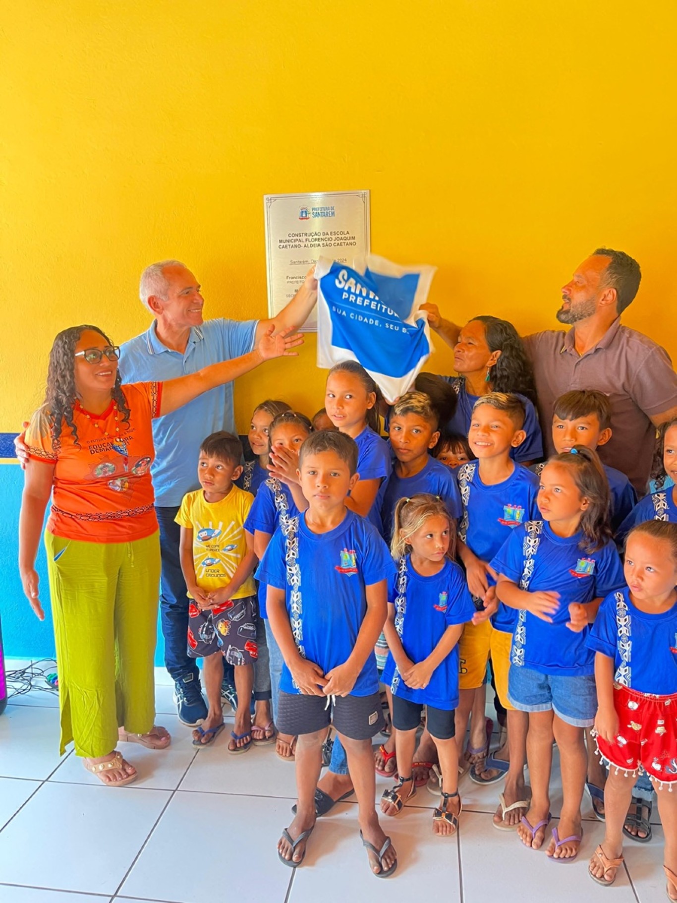 Prefeito Nélio inaugura Escola Florêncio Joaquim Caetano, região do Rio Tapajós