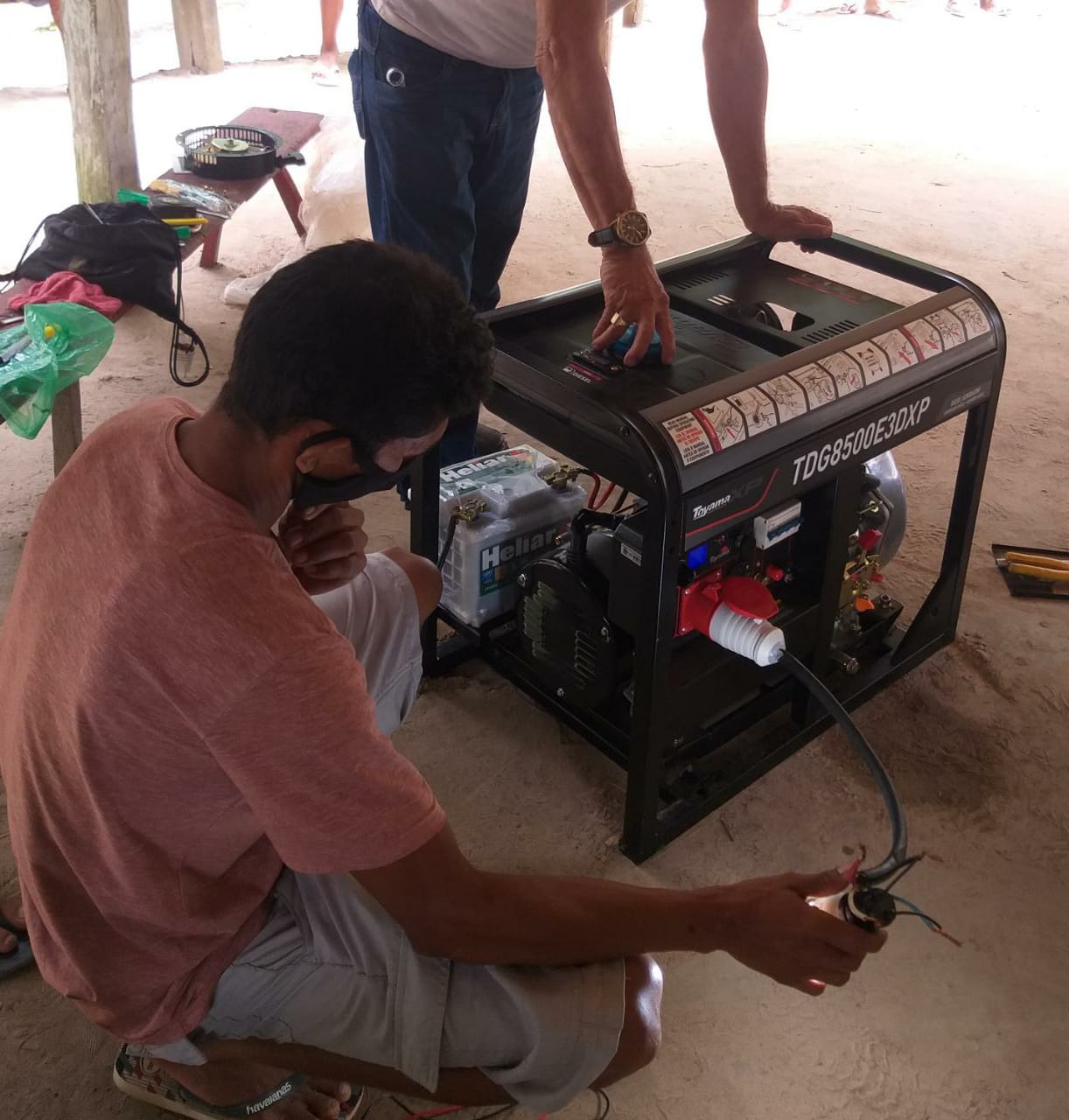 Prefeitura leva qualidade de vida aos moradores de Gurupá Velho com a entrega de grupo gerador