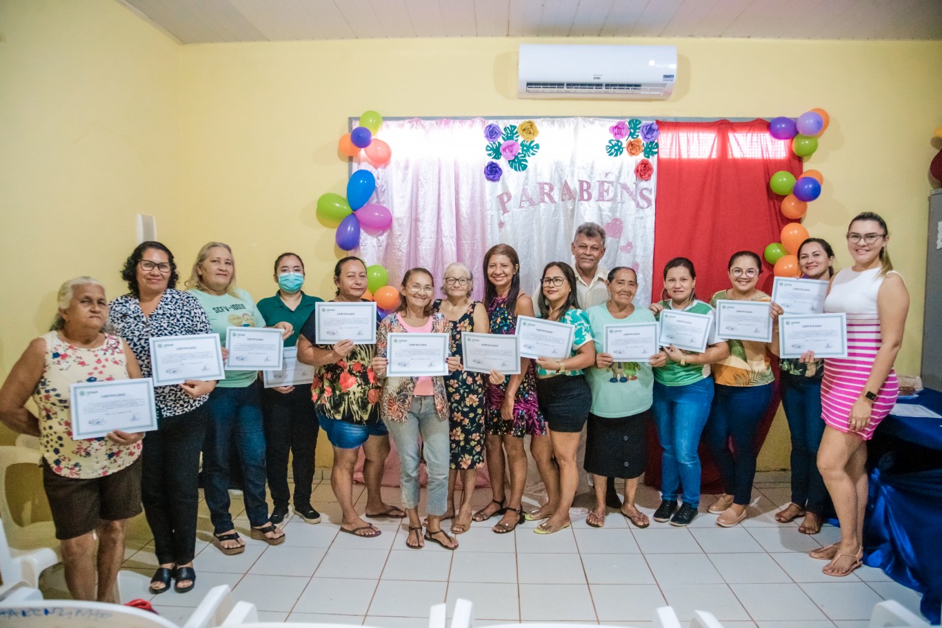 Usuários do Cras Santarenzinho participam de curso de hortaliças folhosas