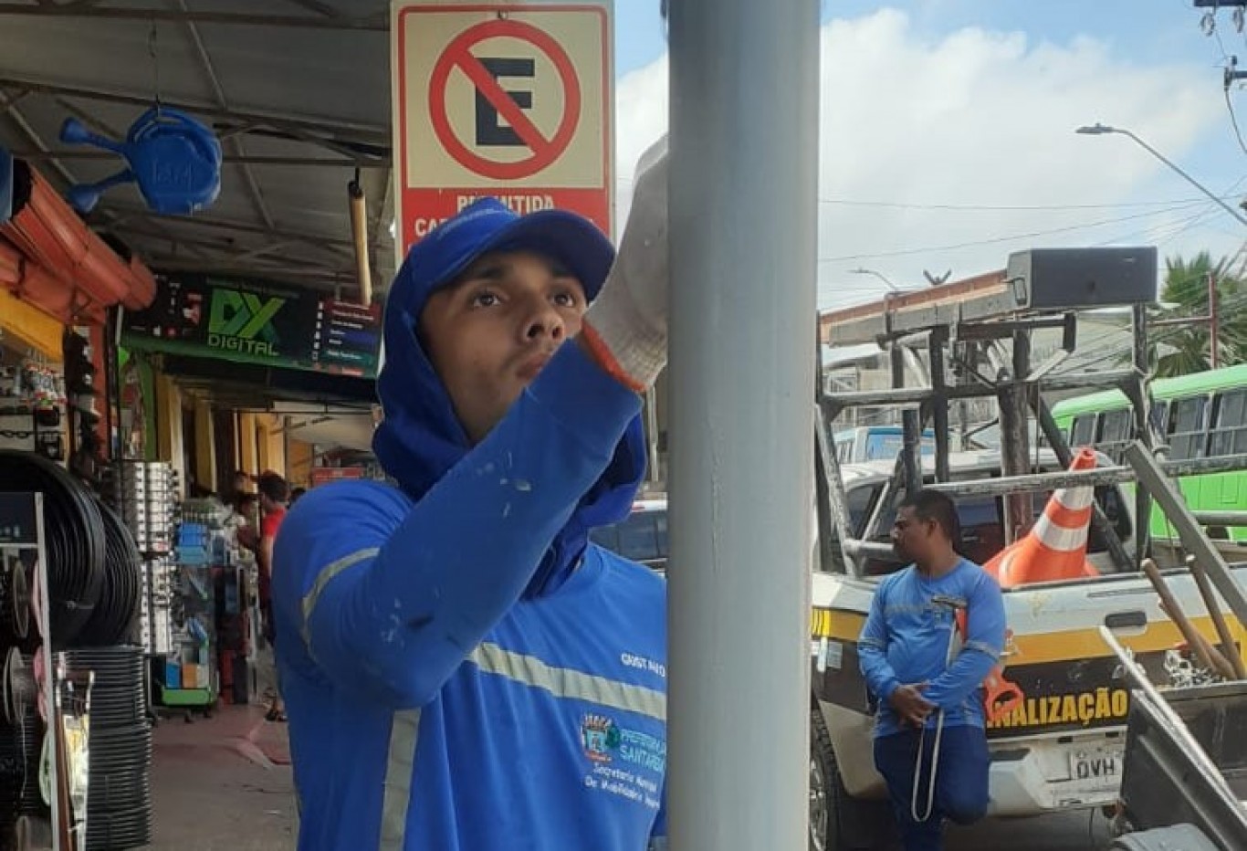 Prefeitura de Santarém avança com serviços de revitalização da sinalização de trânsito