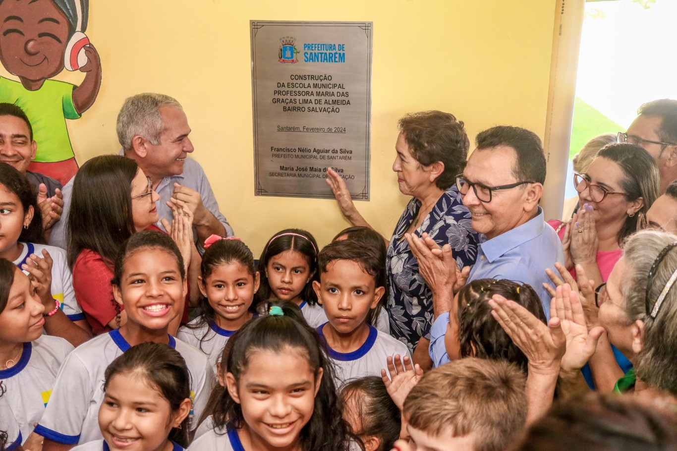 Prefeitura abre ano letivo inaugurando nova escola para 950 alunos no Residencial Salvação