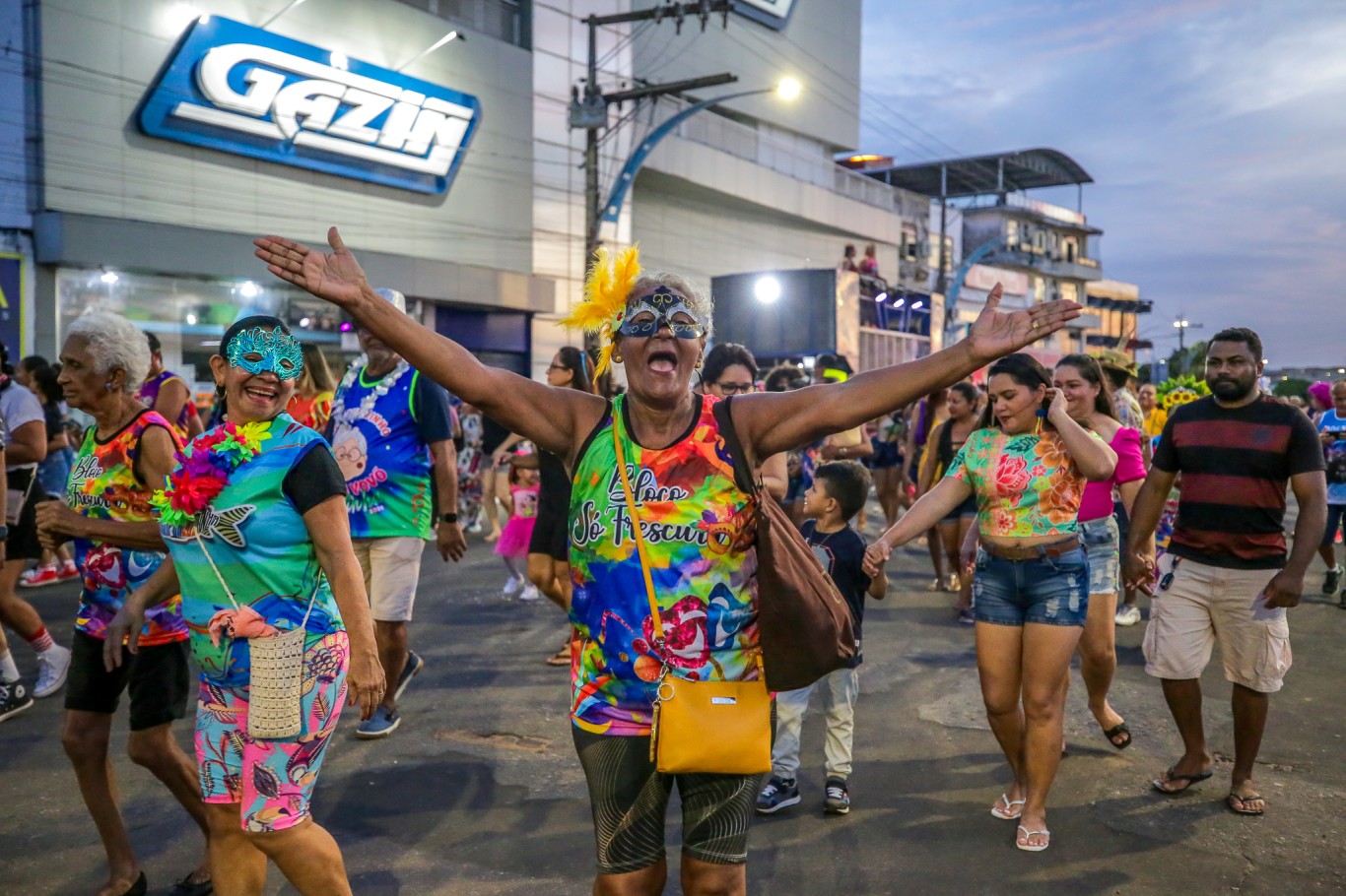 Santarém Folia: Carnavelhinho mostra que a diversão não tem idade  