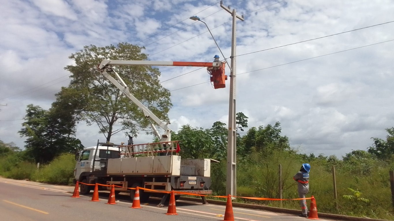 Imagem de Ipanema e Pajuçara são beneficiados com a implantação de novas luminárias