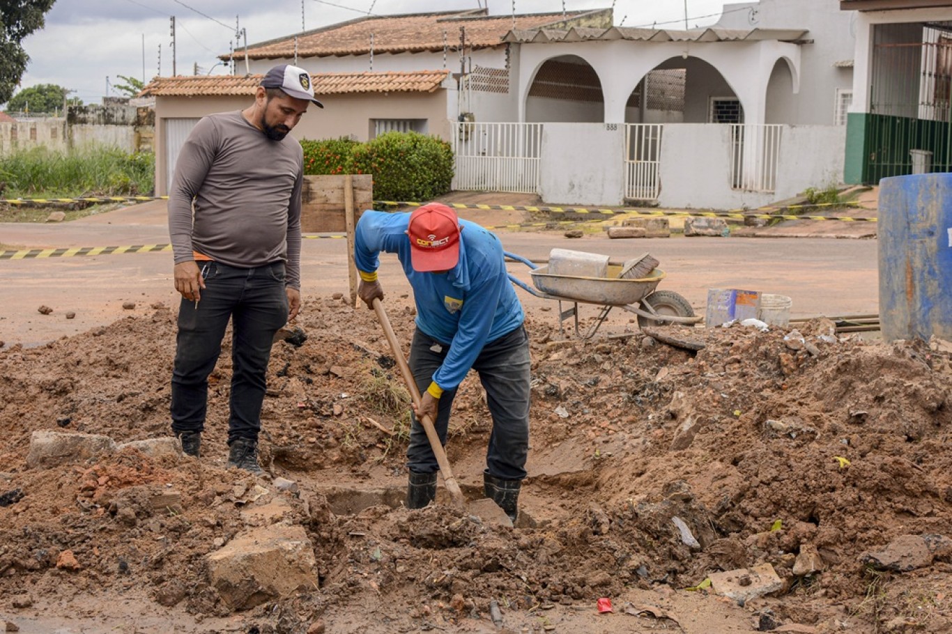 Prefeitura de Santarém segue com ações de limpeza e recuperação asfáltica após chuvas intensas