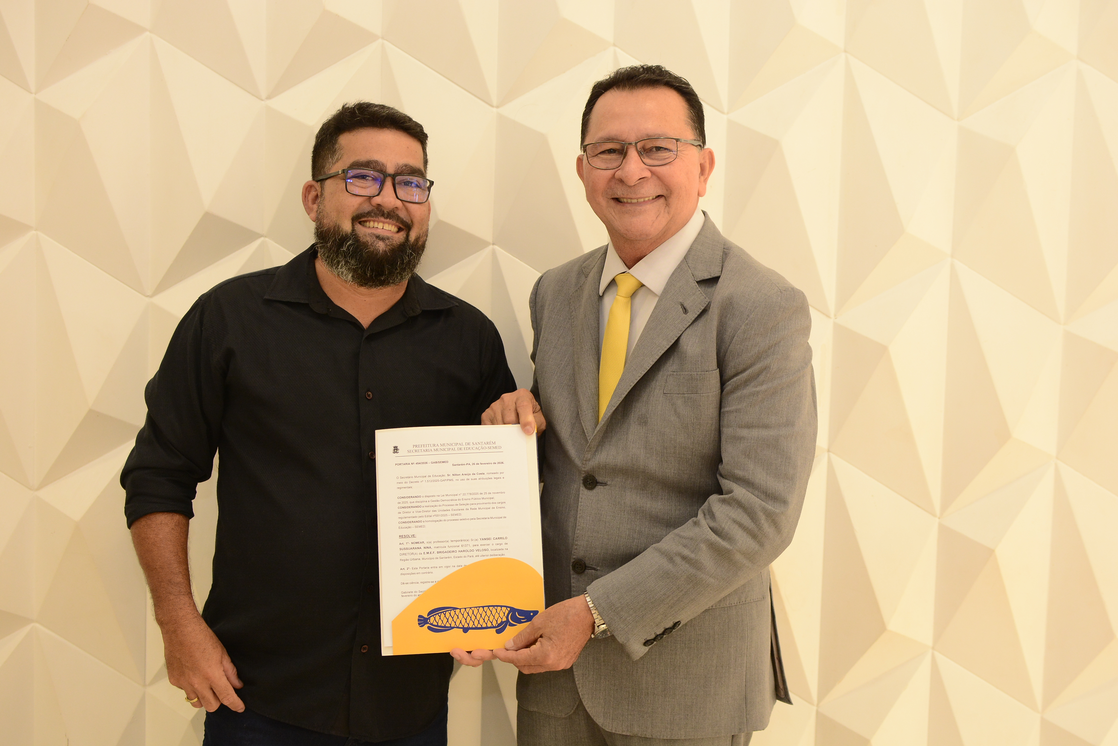 "Desejo que esta nova etapa seja marcada por coragem para inovar", ressaltou o prefeito Jos&eacute; Maria Tapaj&oacute;s.