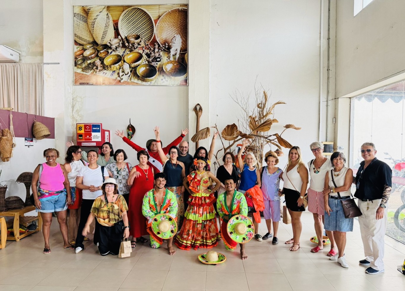 Imagem de Visita de turistas de Minas Gerais impulsiona vendas e fortalece economia criativa no Cristo Rei