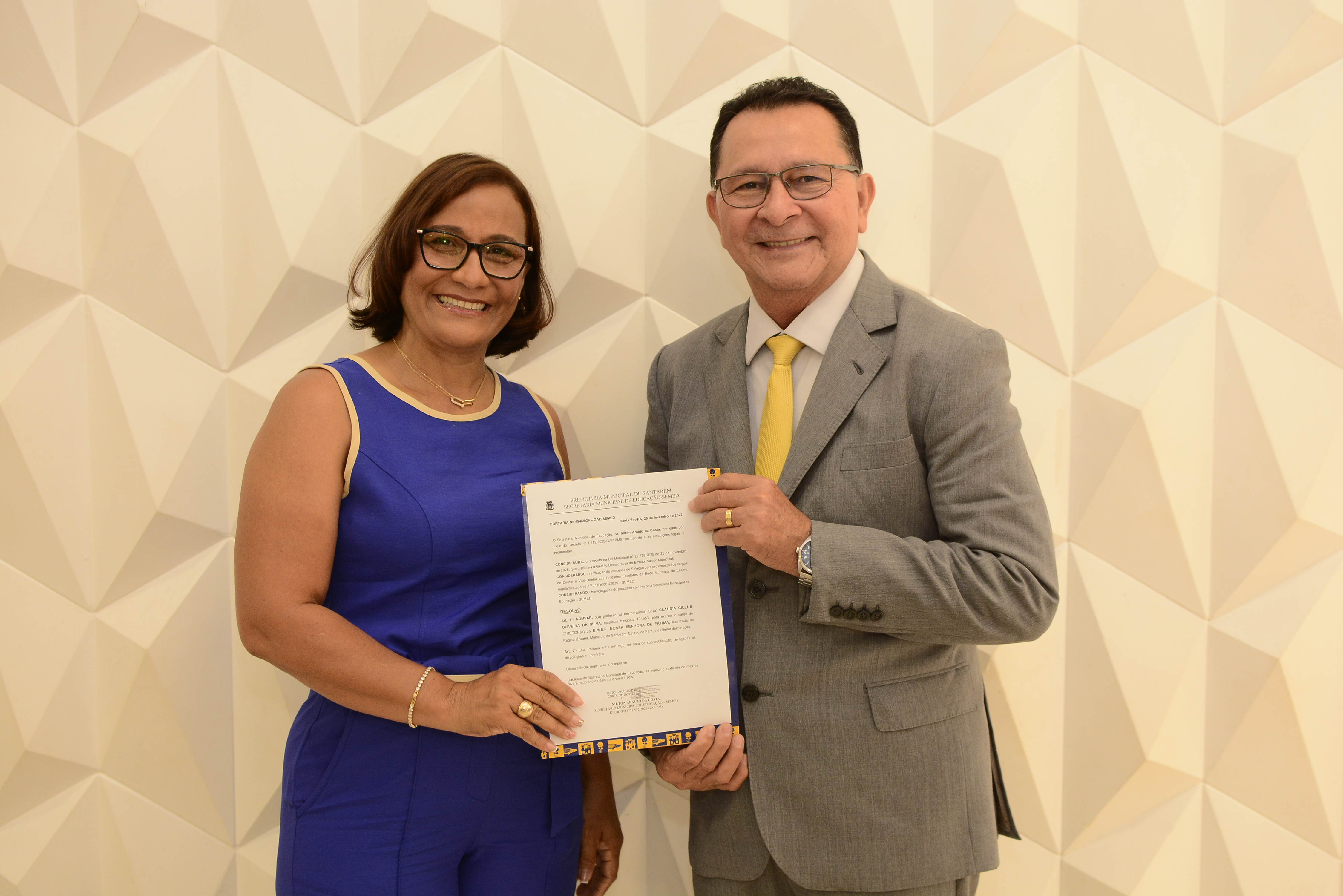 Autoridades enalteceram qualidade do ensino-aprendizagem das unidades municipais.