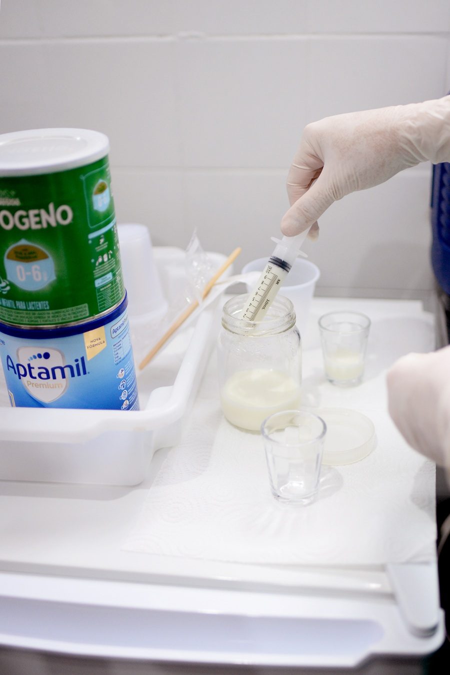 M&atilde;es recebem orienta&ccedil;&atilde;o e quando h&aacute; indica&ccedil;&atilde;o cl&iacute;nica, o hospital disp&otilde;e de estoque pr&oacute;prio de f&oacute;rmula infantil.