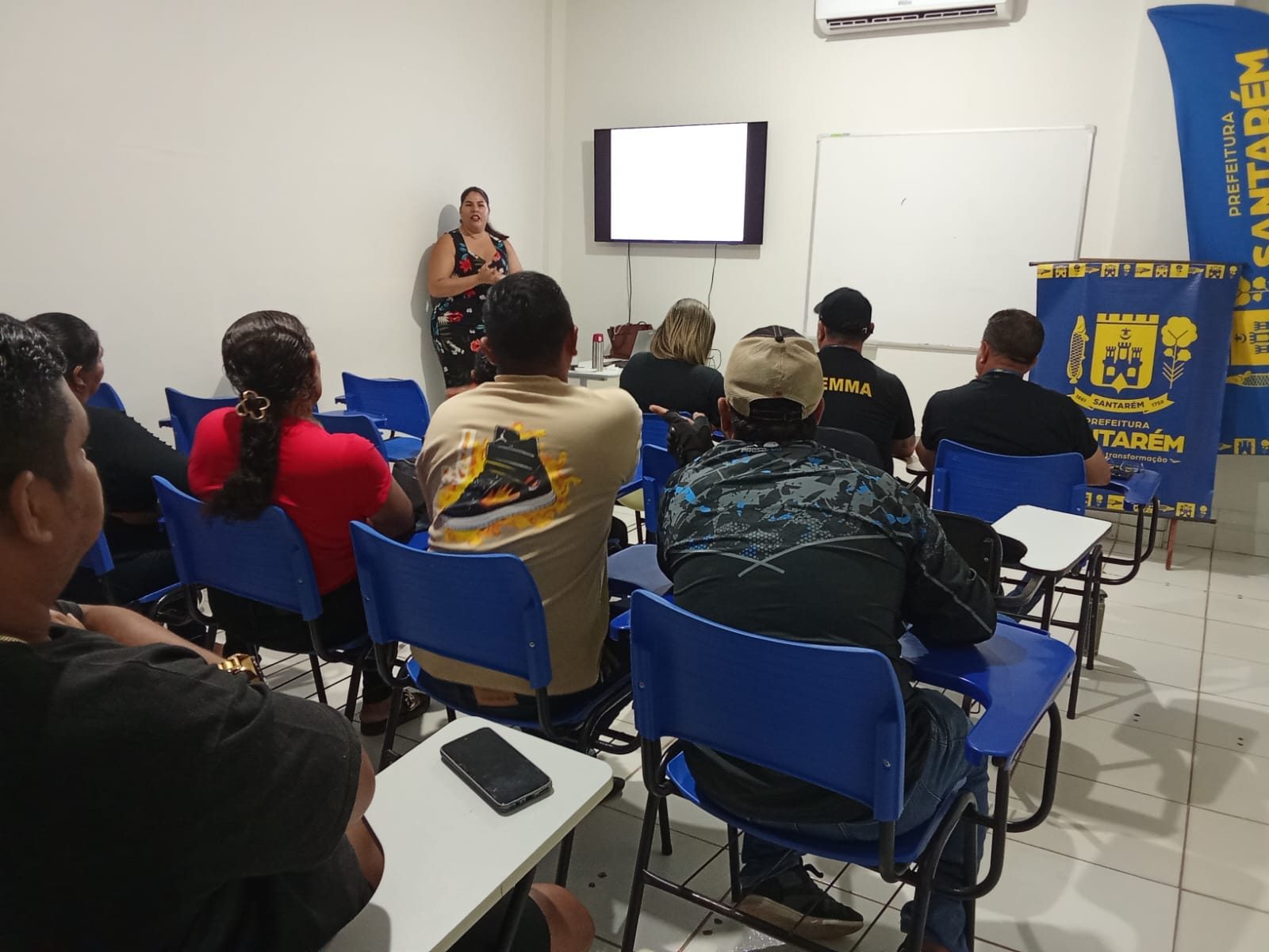Trinta microempreendedores foram contemplados com a iniciativa.