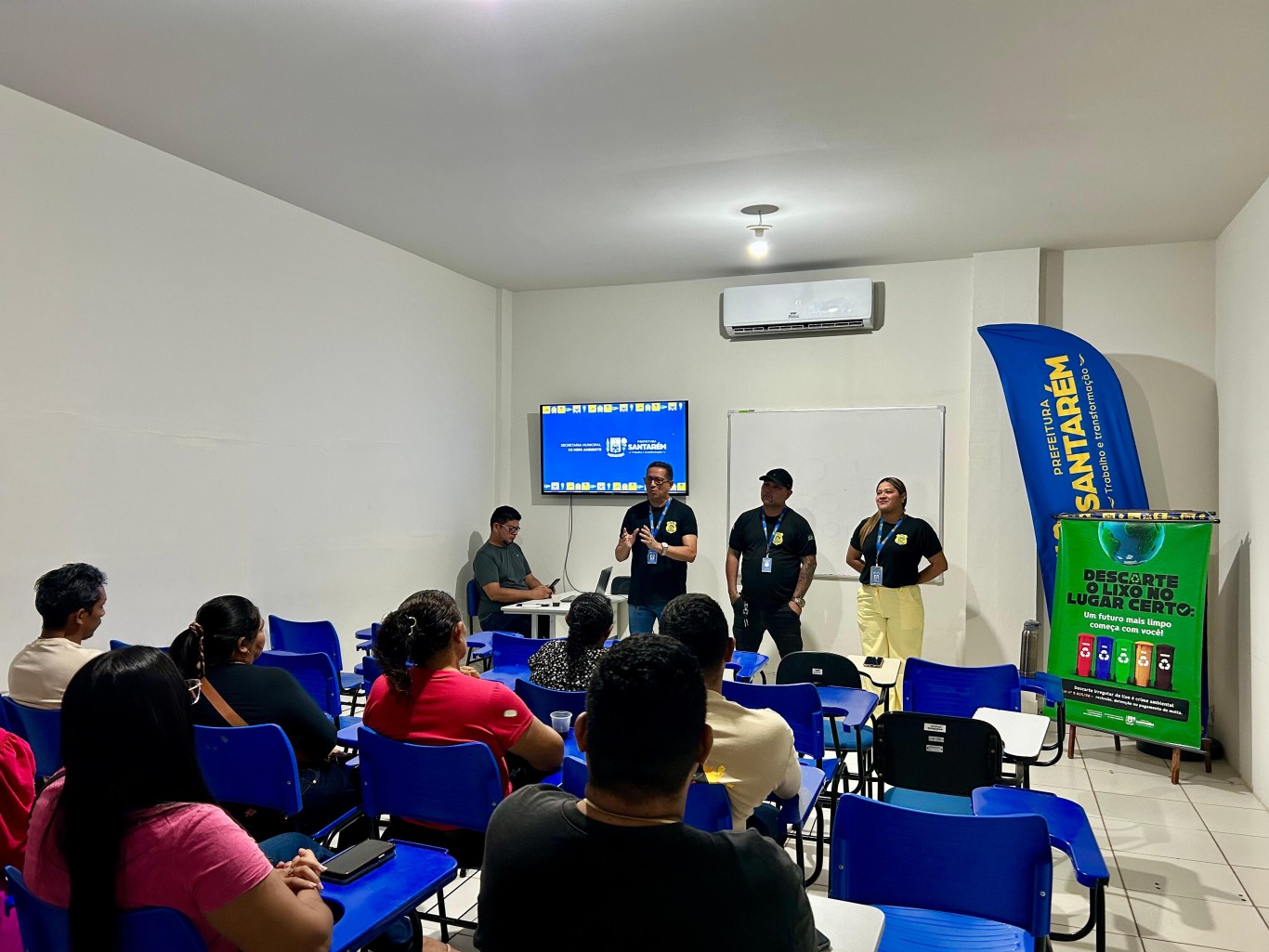 Educação ambiental é tema de oficina para barraqueiros  que atuarão durante o Carnaval