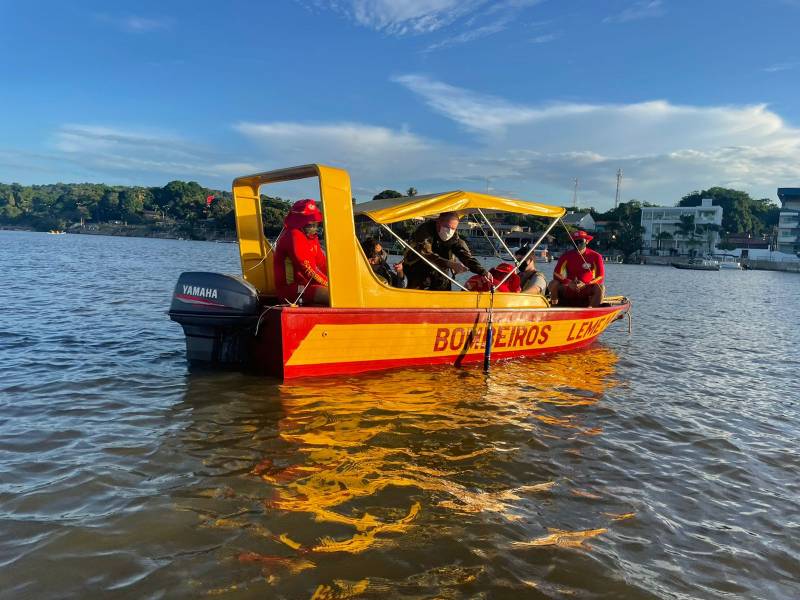 Prefeitura de Santarém inicia estudos para identificar o motivo da mudança de coloração das águas do Rio Tapajós