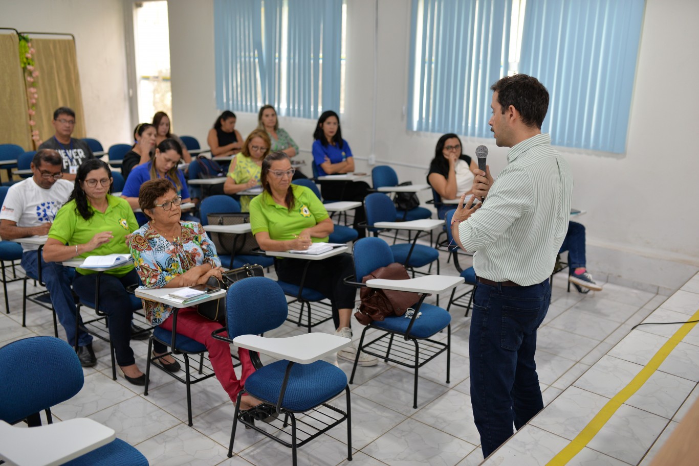 Reunião entre Prefeitura,  MPT e rede de defesa e proteção de crianças e adolescentes esclarece destinação de recursos 