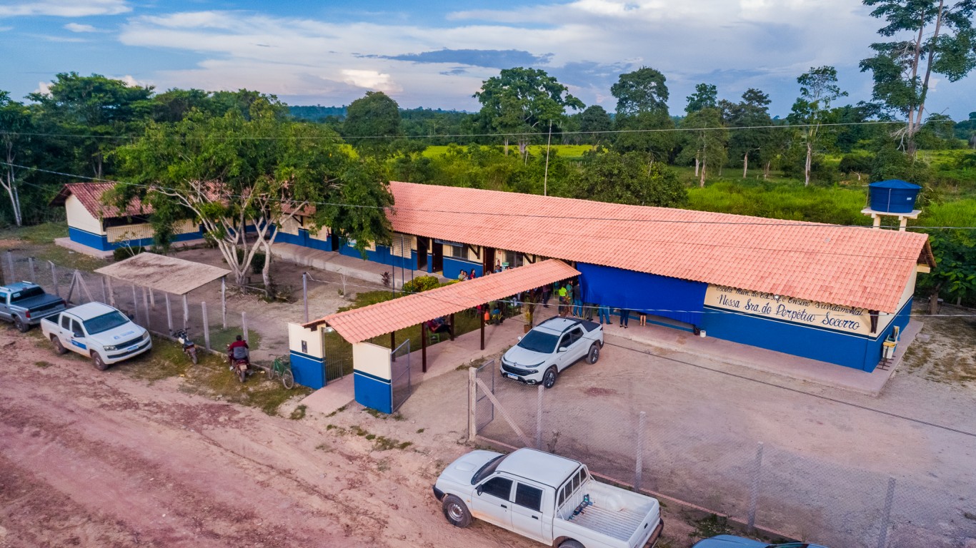 No Planalto, Prefeitura entrega a Escola Nossa Senhora do Perpétuo Socorro reformada e ampliada