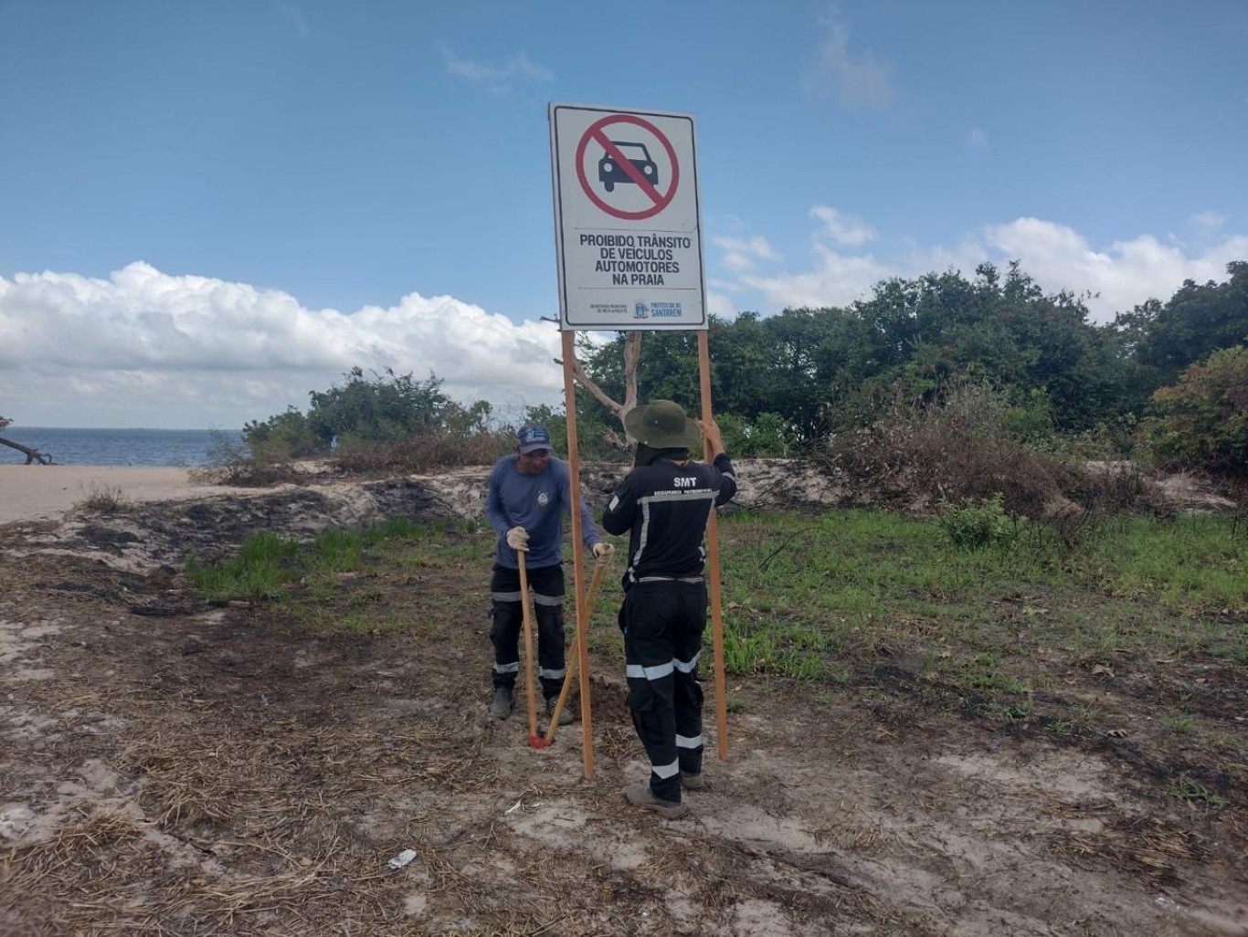 Sinalização reforça proibição de carros nas praias em Santarém