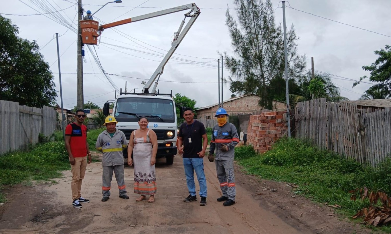 Prefeitura implanta luminárias de led no bairro Mararu