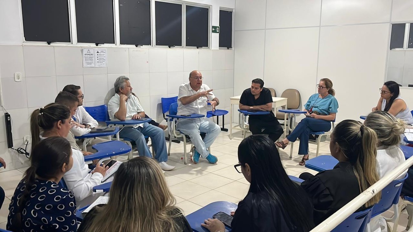 Secretário do Ministério da Saúde visita o HMS e sinaliza investimentos em ampliação da UTI e fortalecimento do perfil regional do hospital