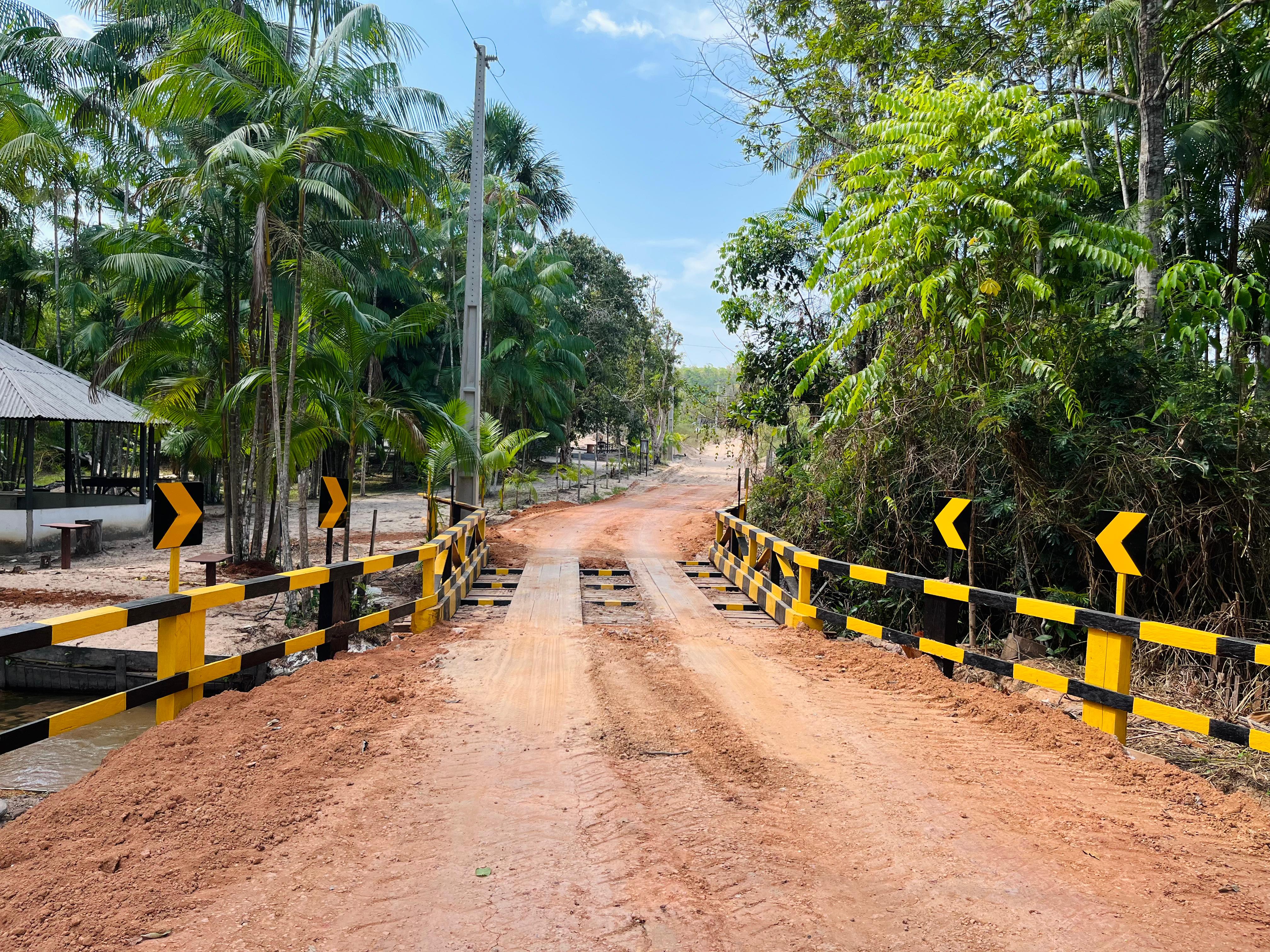 Um dos eixos centrais de atuação da Secretaria de Agricultura foi à recuperação, manutenção e abertura de ramais na zona rural.