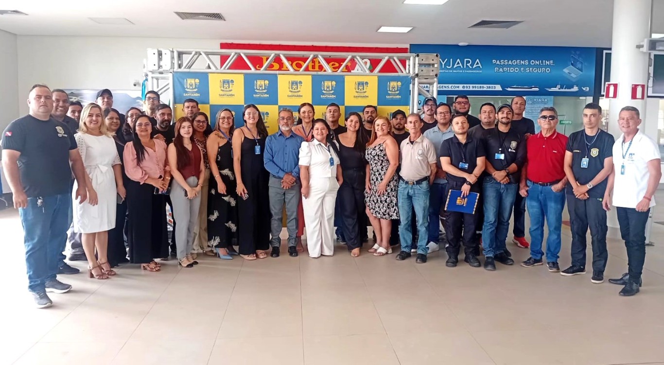 Prefeitura de Santarém homenageia trabalhadores portuários em programação alusiva ao Dia do Portuário