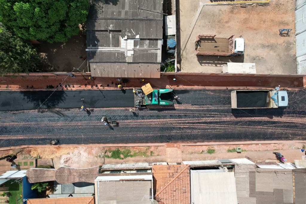 Prefeitura prossegue com programação de pavimentação asfáltica em diversas vias