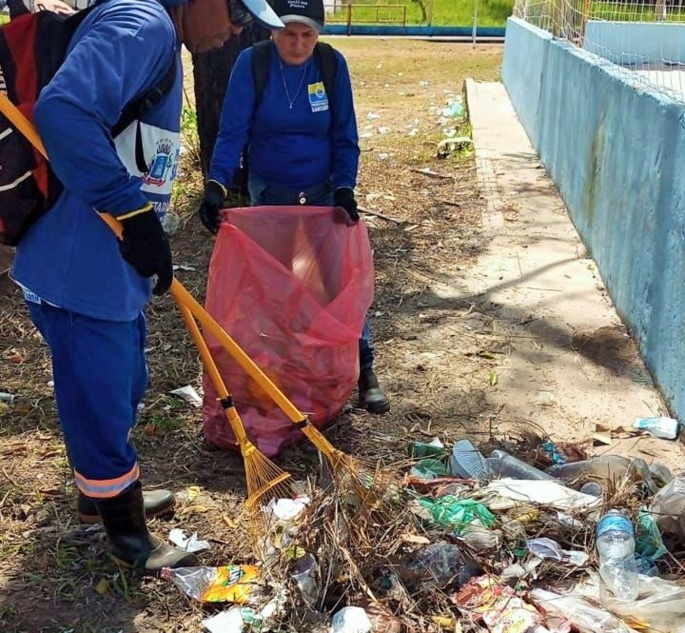 Semana inicia com serviços de limpeza pública no Parque da Cidade