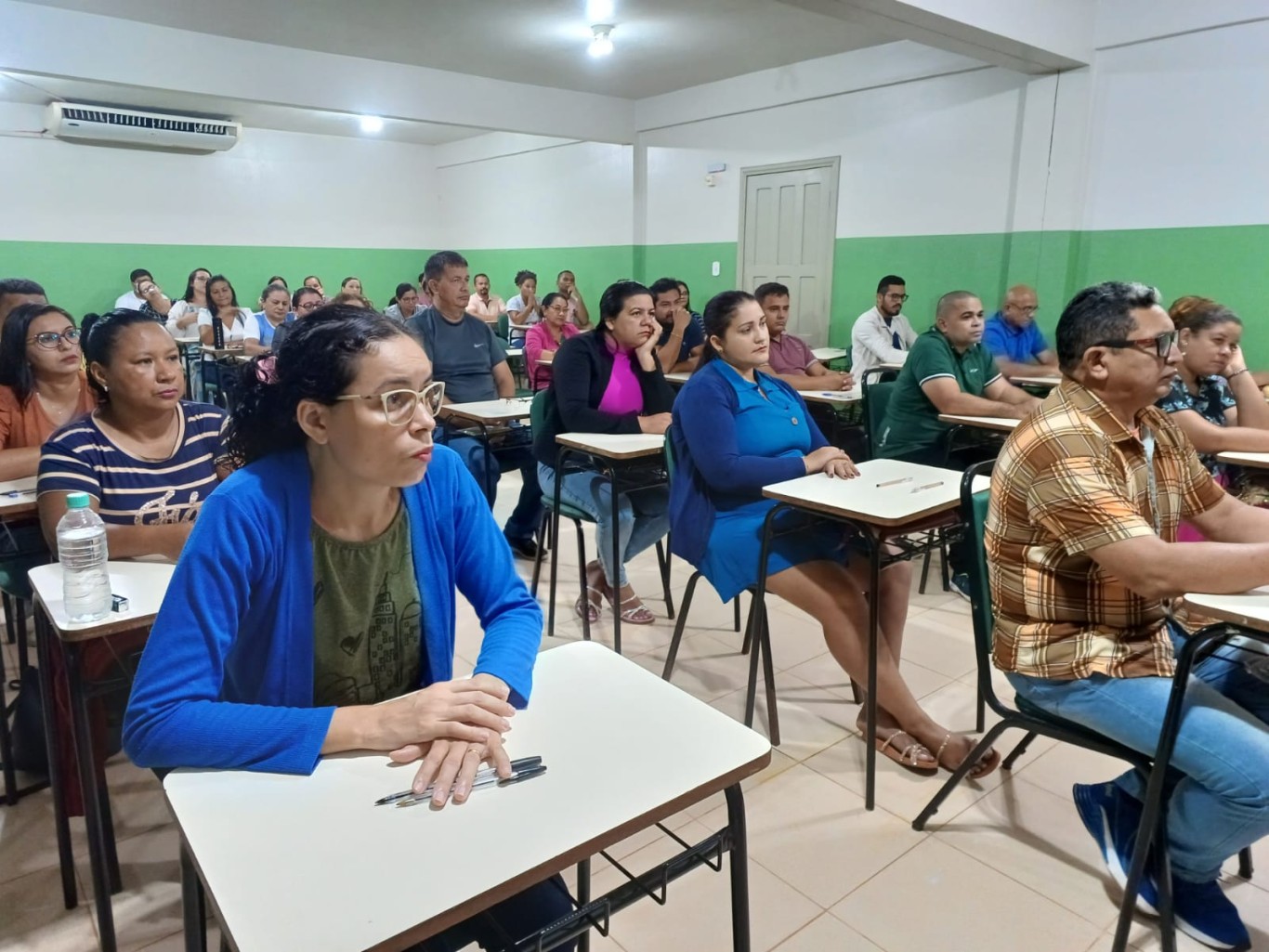 53 Candidatos a vaga de conselheiro tutelar fizeram prova de caráter eliminatório neste domingo