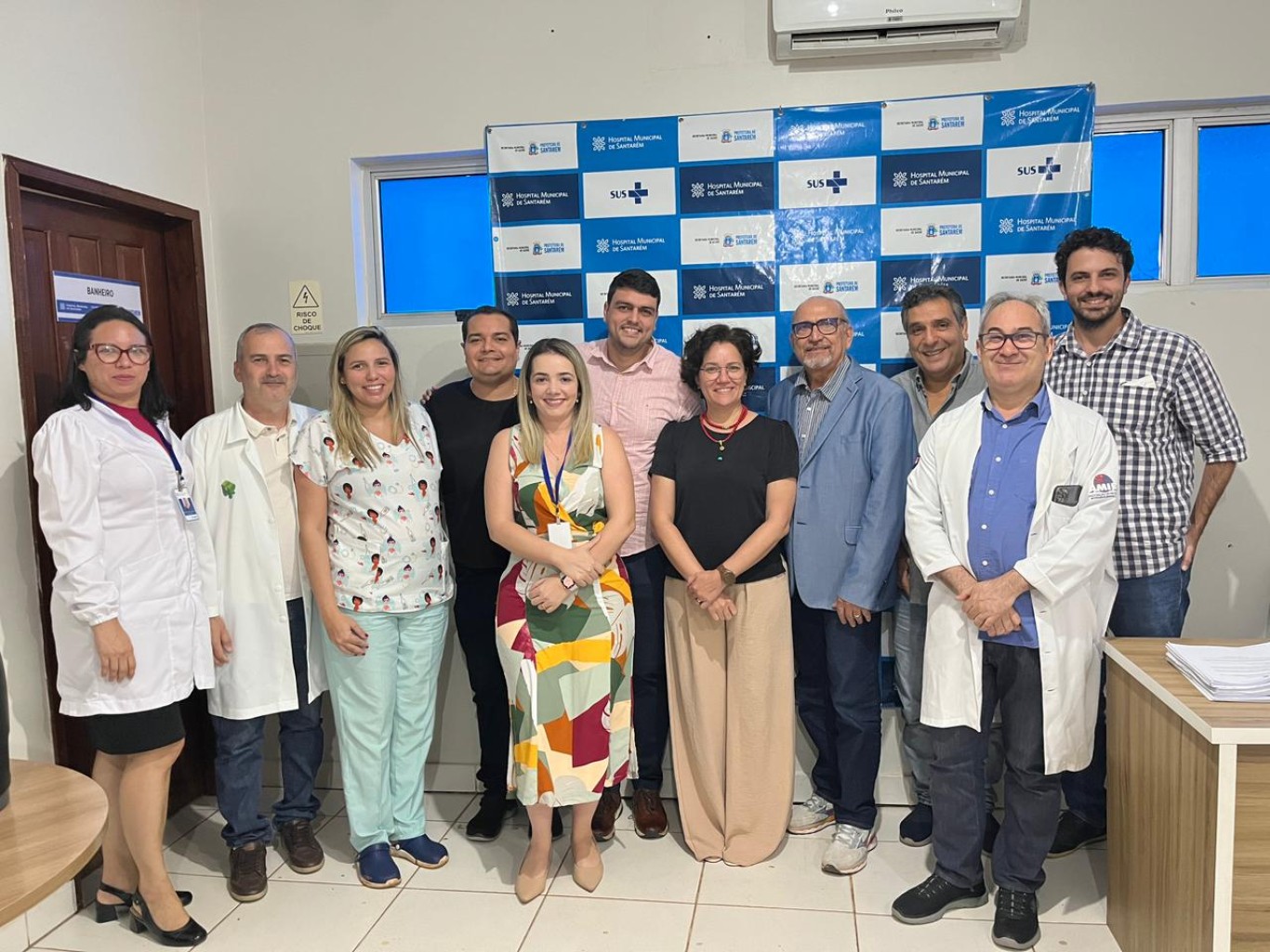 Novo diretor técnico do HMS reúne com secretária de Saúde e médicos da unidade